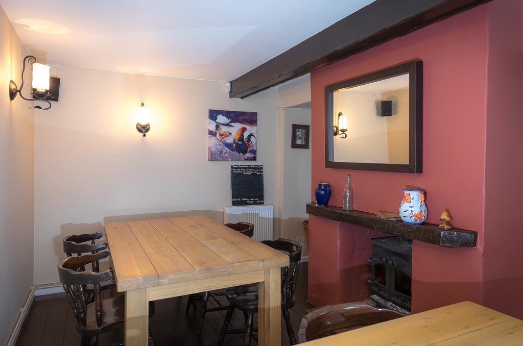 The Chetnole Inn 外观 照片