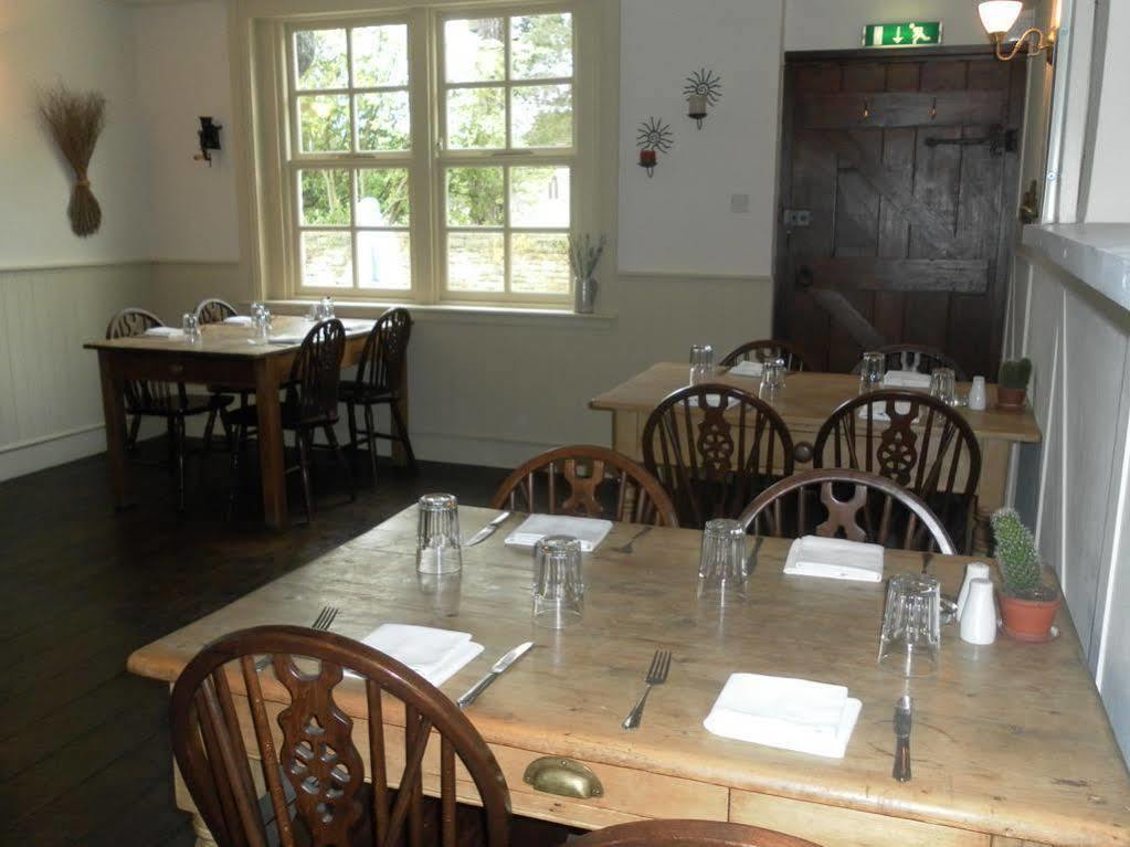 The Chetnole Inn 外观 照片
