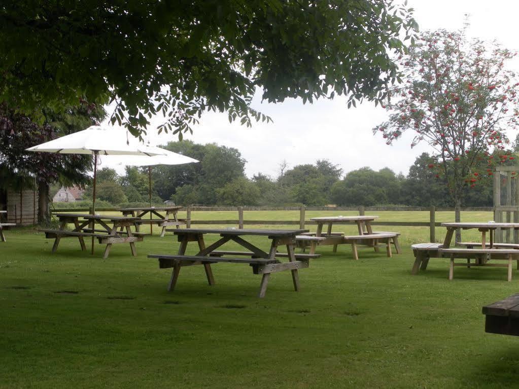 The Chetnole Inn 外观 照片